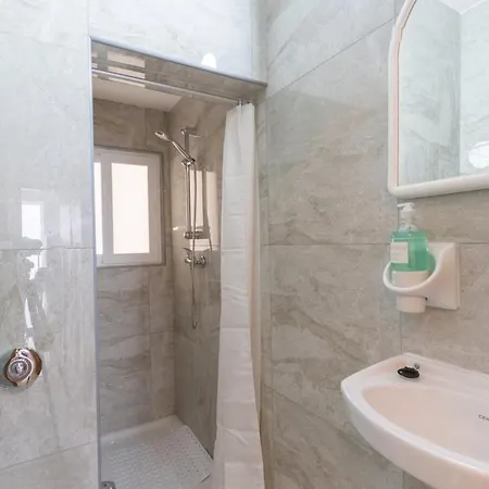Apartamento Lovely In Malta *